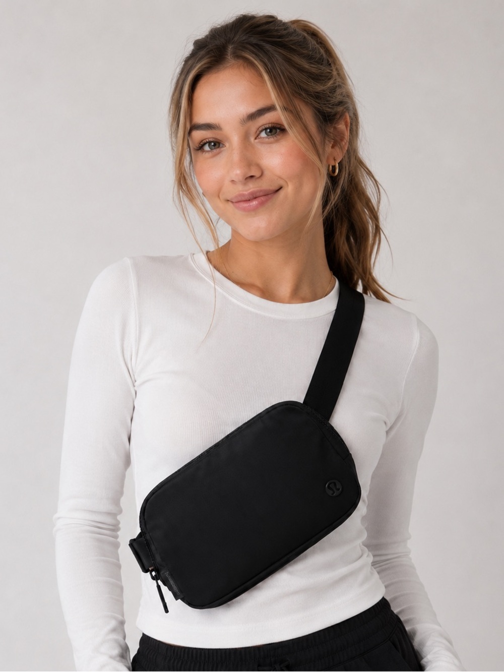 Lululemon NWT black Everywhere belt bag crossbody purse